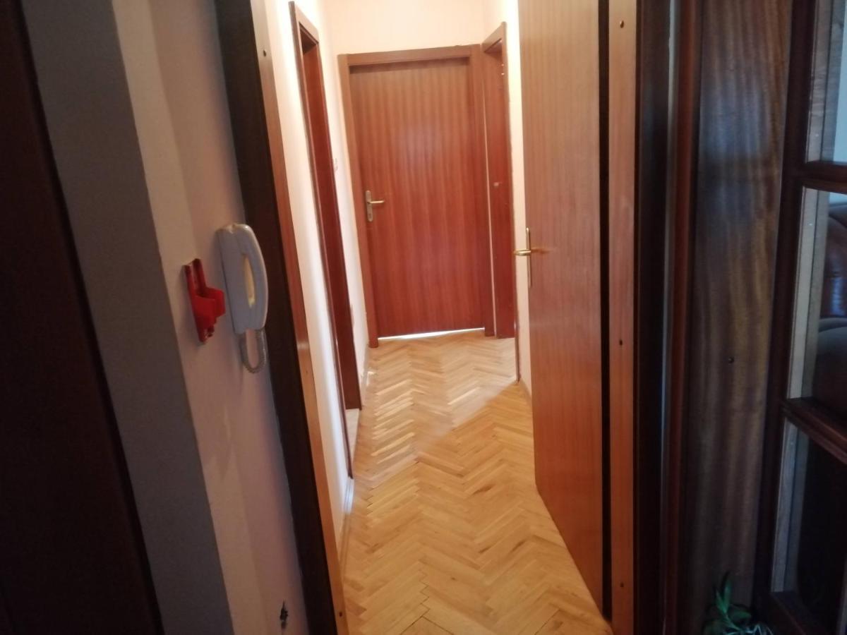 Centar Apartments Szkopje Kültér fotó